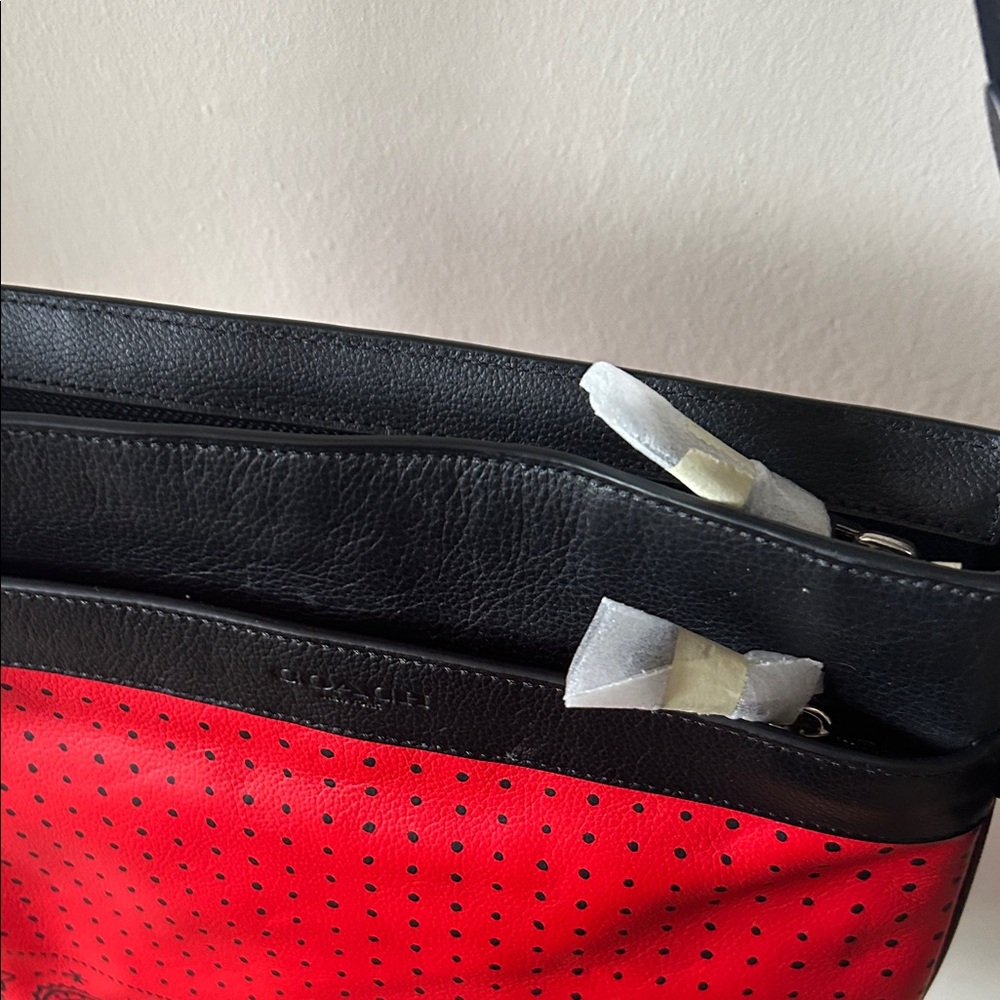 Coach crossbody NEW - Picture 11 of 16